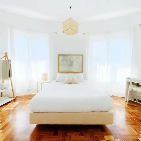 Saldanha L Iconic Climate Comfort 1 Min To Metro, Near Coworks And Eduardo Vii Park