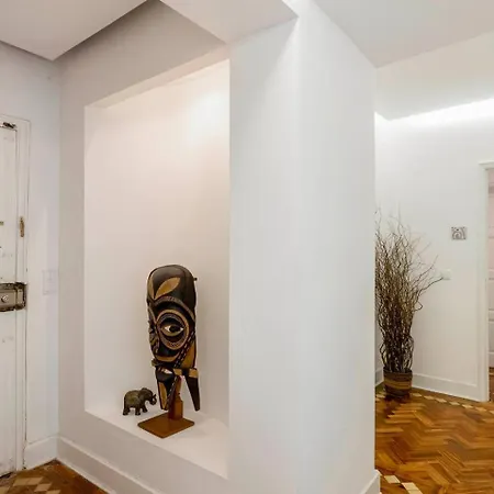 Saldanha L Iconic Climate Comfort 1 Min To Metro, Near Coworks And Eduardo Vii Park *