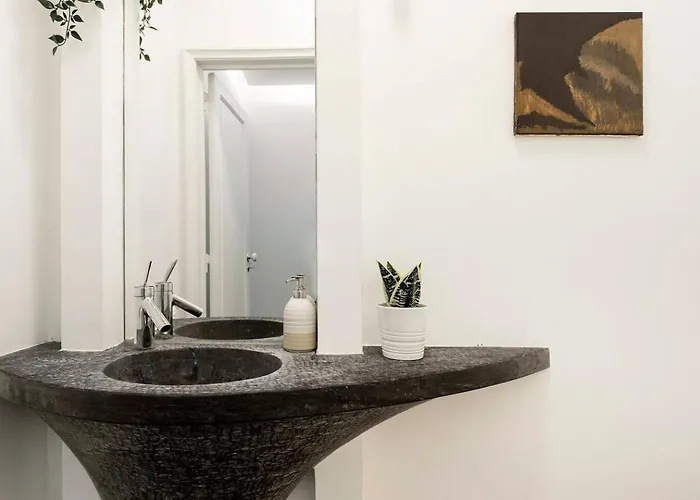 Soar L Saldanha L Premium Climate Comfort 1 Min To Metro, Near Coworks And Eduardo Vii Park Lissabon