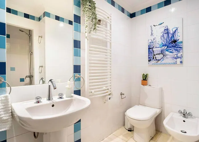 Soar L Saldanha L Premium Climate Comfort 1 Min To Metro, Near Coworks And Eduardo Vii Park Accommodatie bij particulieren
