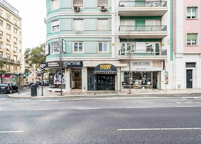 Accommodatie bij particulieren Soar L Saldanha L Premium Climate Comfort 1 Min To Metro, Near Coworks And Eduardo Vii Park Lissabon