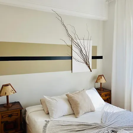 Habitación en casa particular Soar L Saldanha L Premium Climate Comfort 1 Min To Metro, Near Coworks And Eduardo Vii Park Lisboa