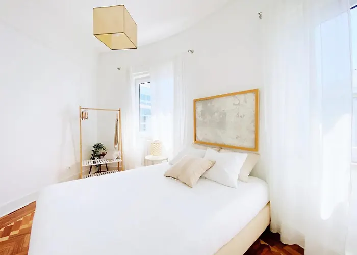 Pansiyon Soar L Saldanha L Premium Climate Comfort 1 Min To Metro, Near Coworks And Eduardo Vii Park Lisboa