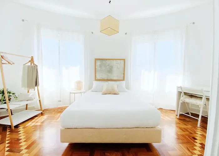 Soar L Saldanha L Premium Climate Comfort 1 Min To Metro, Near Coworks And Eduardo Vii Park