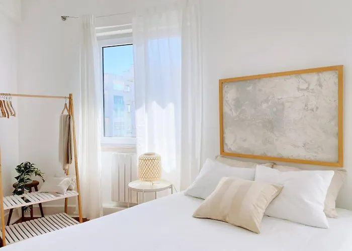 Soar L Saldanha L Premium Climate Comfort 1 Min To Metro, Near Coworks And Eduardo Vii Park *