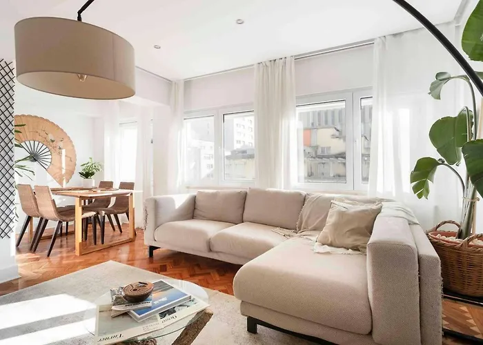 Soar L Saldanha L Premium Climate Comfort 1 Min To Metro, Near Coworks And Eduardo Vii Park