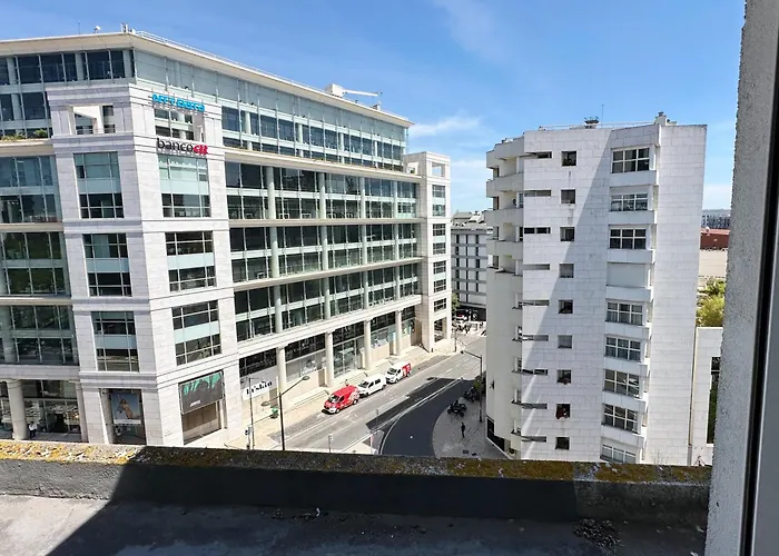 Pansiyon Soar L Saldanha L Premium Climate Comfort 1 Min To Metro, Near Coworks And Eduardo Vii Park *