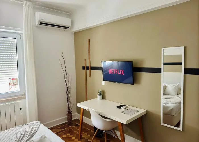 Soar L Saldanha L Premium Climate Comfort 1 Min To Metro, Near Coworks And Eduardo Vii Park Habitación en casa particular *