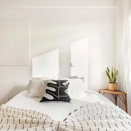 Saldanha L Iconic Climate Comfort 1 Min To Metro, Near Coworks And Eduardo Vii Park I Soar L Pansiyon Lisboa