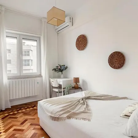 Saldanha L Iconic Climate Comfort 1 Min To Metro, Near Coworks And Eduardo Vii Park *