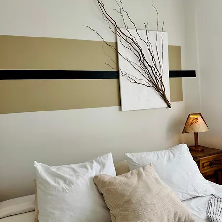 Privatunterkunft Saldanha L Iconic Climate Comfort 1 Min To Metro, Near Coworks And Eduardo Vii Park Lissabon