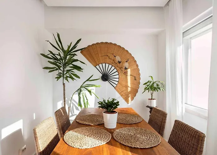 Soar L Saldanha L Premium Climate Comfort 1 Min To Metro, Near Coworks And Eduardo Vii Park בית אירוח *